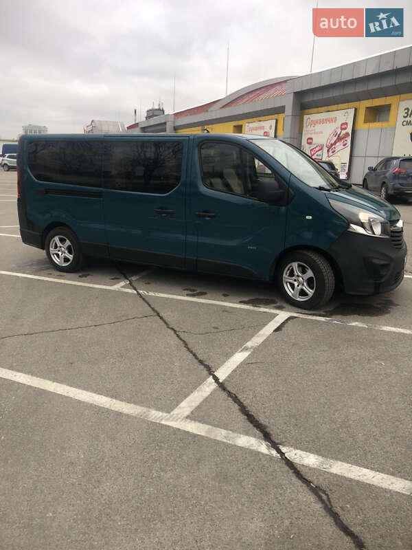 Минивэн Opel Vivaro 2014 в Львове