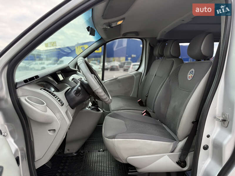 Мінівен Opel Vivaro 2008 в Вінниці