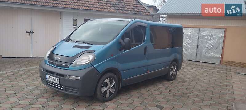 Opel Vivaro 2004