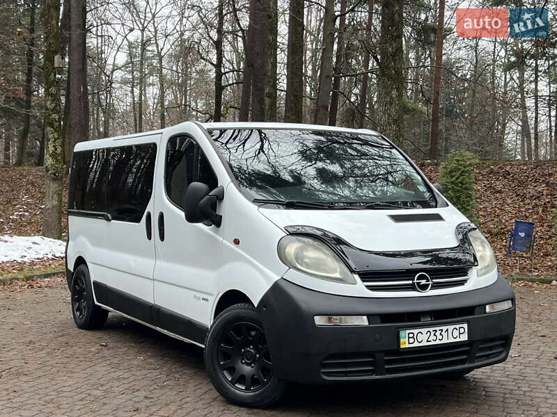 Opel Vivaro 2006