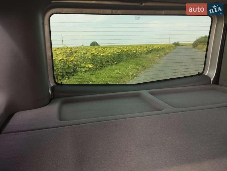 Минивэн Opel Vivaro 2010 в Тернополе фото 16 Минивэн Opel Vivaro 2010 в Тернополе