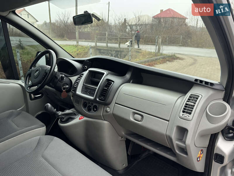 Мінівен Opel Vivaro 2012 в Ковелі фото 43 Мінівен Opel Vivaro 2012 в Ковелі