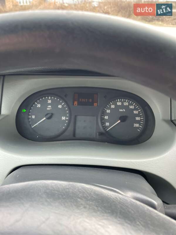 Мінівен Opel Vivaro 2007 в Чернівцях фото 9 Мінівен Opel Vivaro 2007 в Чернівцях