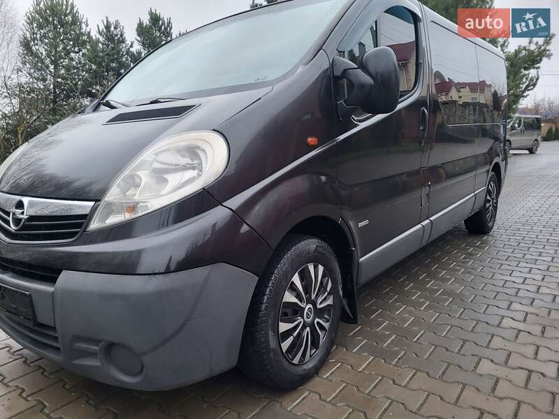 Мінівен Opel Vivaro 2007 в Хмельницькому