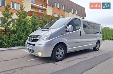 Мінівен Opel Vivaro 2011 в Києві