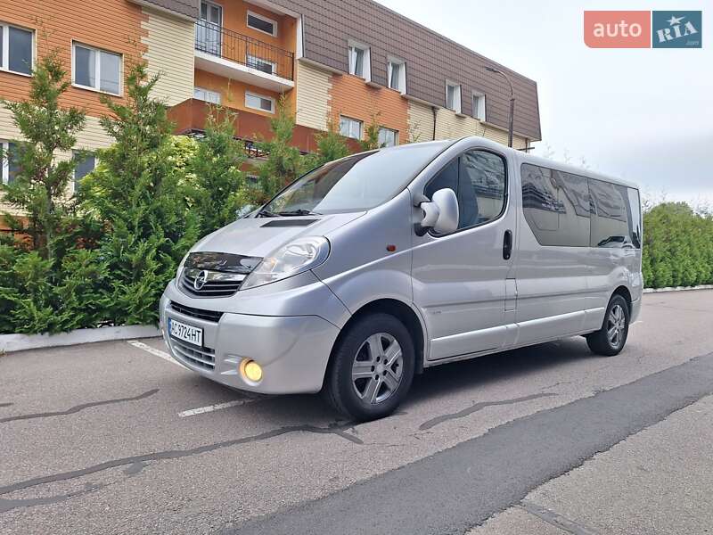 Opel Vivaro 2011