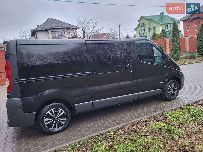 Мінівен Opel Vivaro 2007 в Хмельницькому