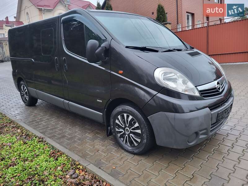 Мінівен Opel Vivaro 2007 в Хмельницькому