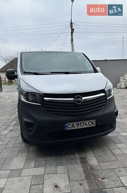 Минивэн Opel Vivaro 2015 в Черкассах