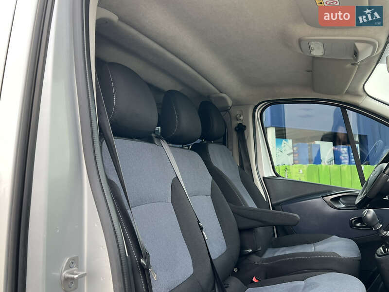 Мінівен Opel Vivaro 2015 в Ковелі фото 45 Мінівен Opel Vivaro 2015 в Ковелі