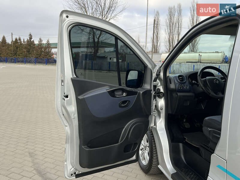 Мінівен Opel Vivaro 2015 в Ковелі фото 47 Мінівен Opel Vivaro 2015 в Ковелі