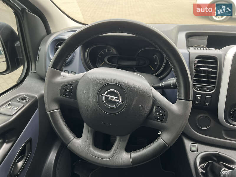 Мінівен Opel Vivaro 2015 в Ковелі фото 51 Мінівен Opel Vivaro 2015 в Ковелі