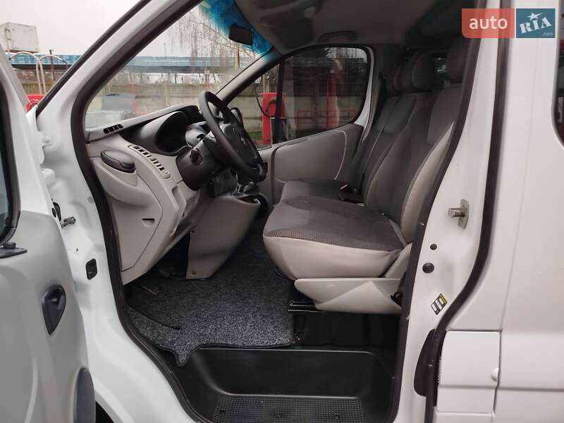 Минивэн Opel Vivaro 2013 в Виннице