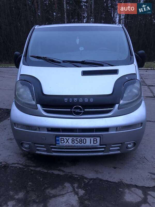 Opel Vivaro 2005