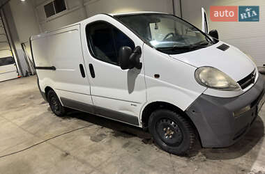 Мінівен Opel Vivaro 2002 в Жовкві