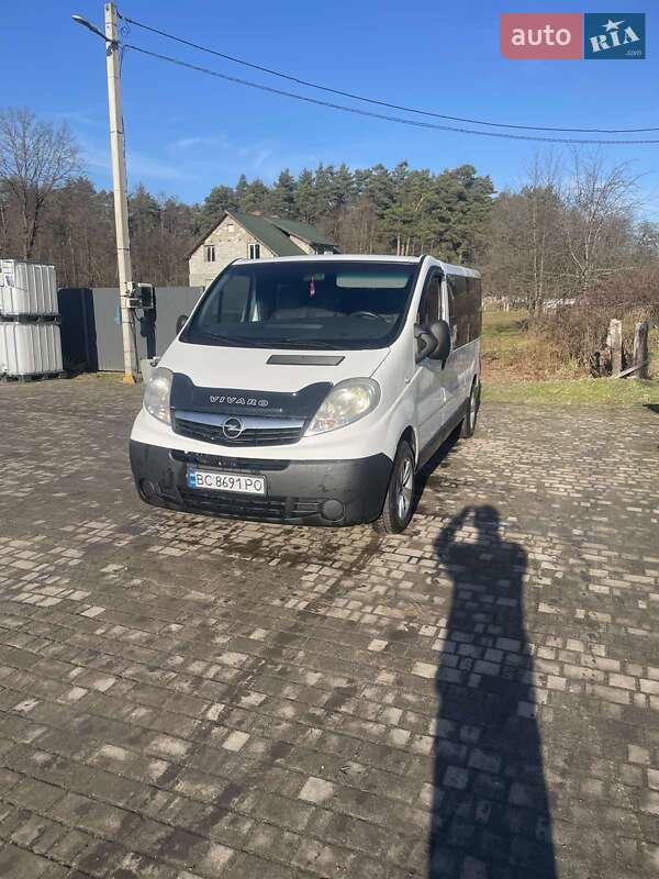 Opel Vivaro 2009