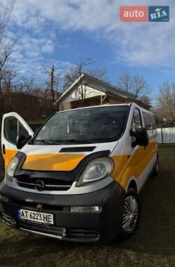 Минивэн Opel Vivaro 2004 в Косове