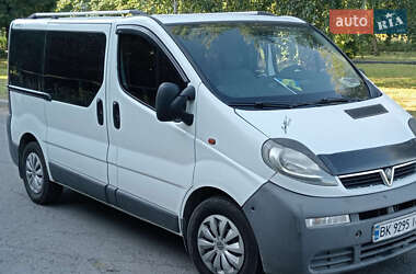 Минивэн Opel Vivaro 2004 в Ровно