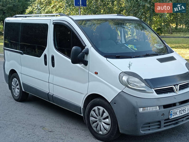 Opel Vivaro 2004