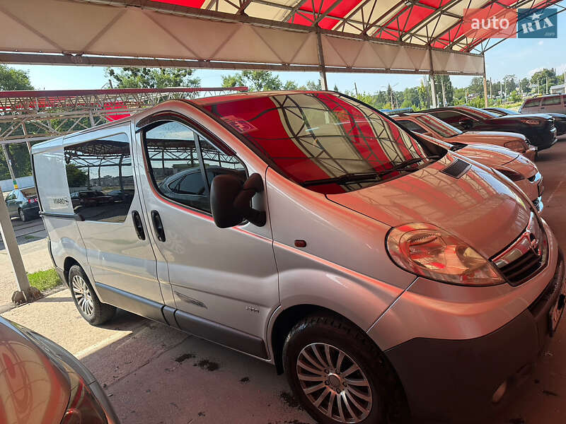 Opel Vivaro 2011 Opel Vivaro 2011