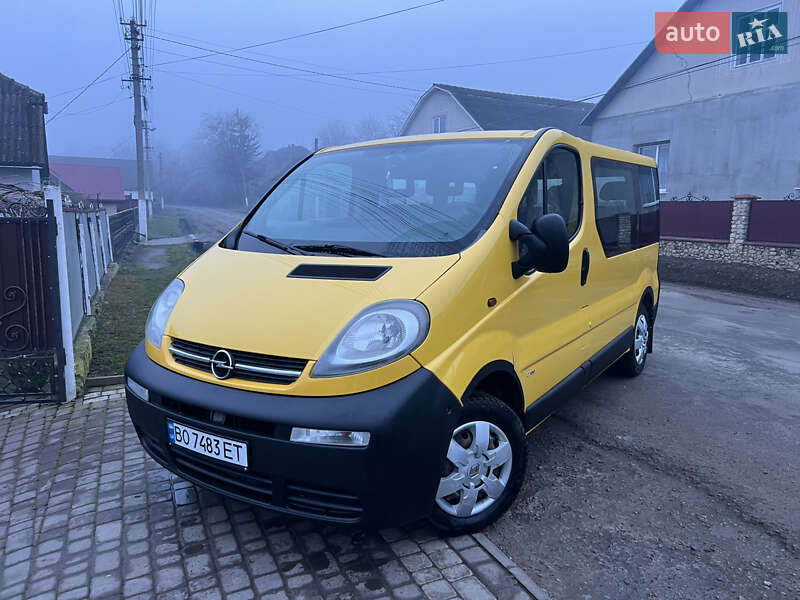 Opel Vivaro 2004