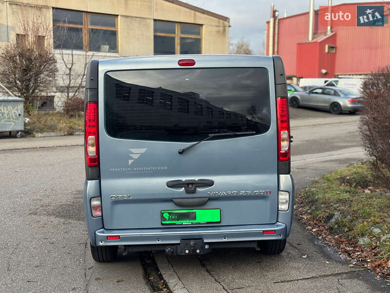 Мінівен Opel Vivaro 2008 в Рівному