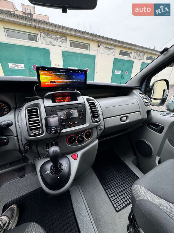 Мінівен Opel Vivaro 2008 в Рівному