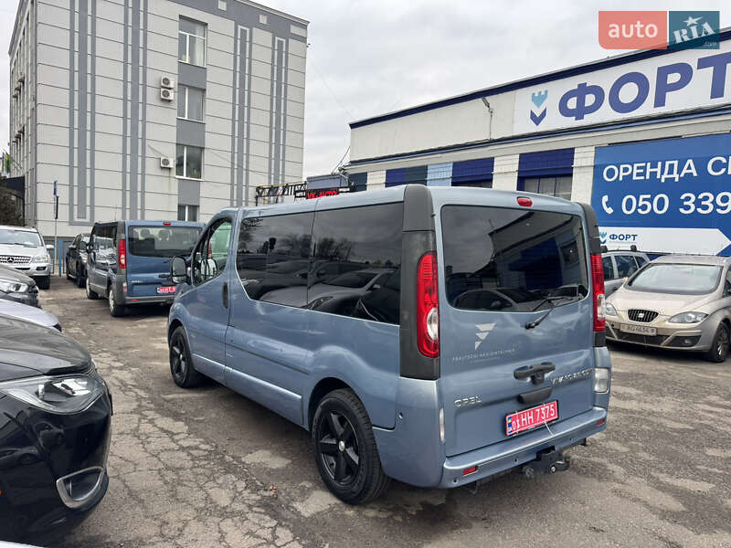 Мінівен Opel Vivaro 2008 в Рівному