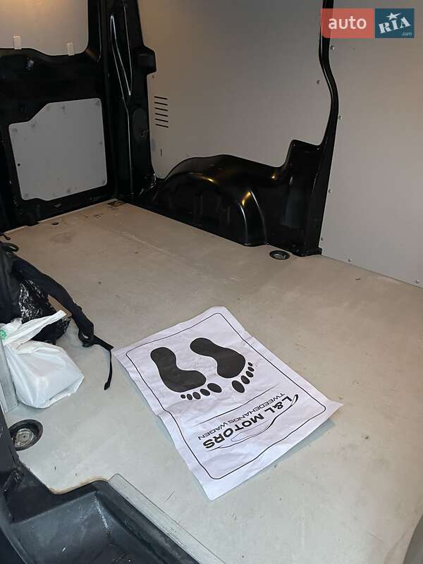 Грузовой фургон Opel Vivaro 2021 в Киеве