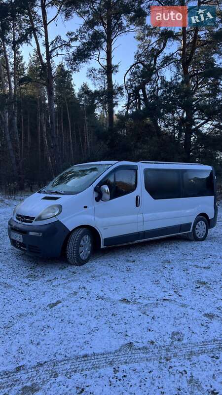 Opel Vivaro 2006