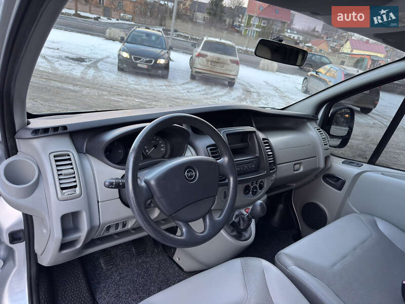 Минивэн Opel Vivaro 2012 в Луцке фото 33 Минивэн Opel Vivaro 2012 в Луцке