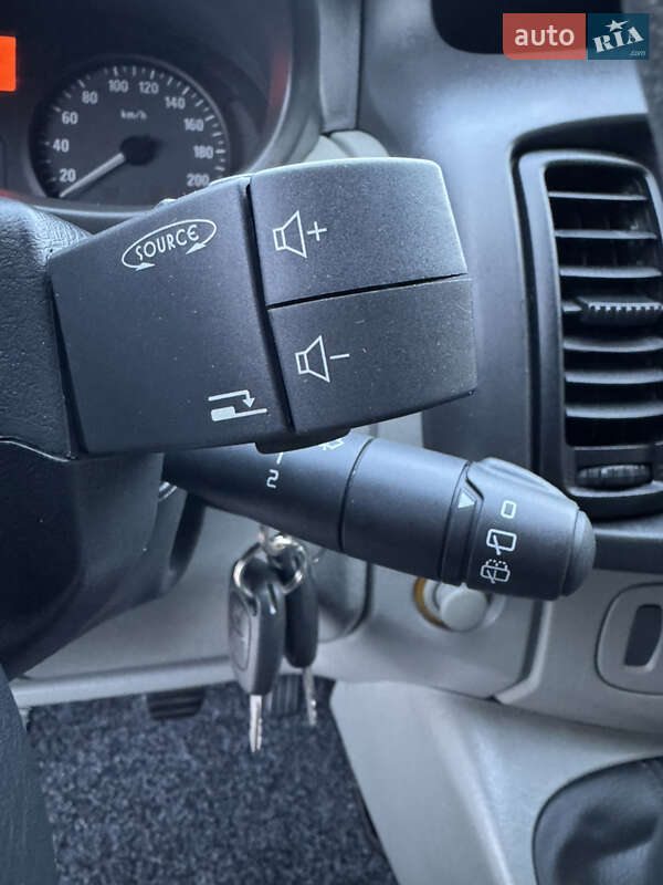 Минивэн Opel Vivaro 2012 в Луцке фото 44 Минивэн Opel Vivaro 2012 в Луцке