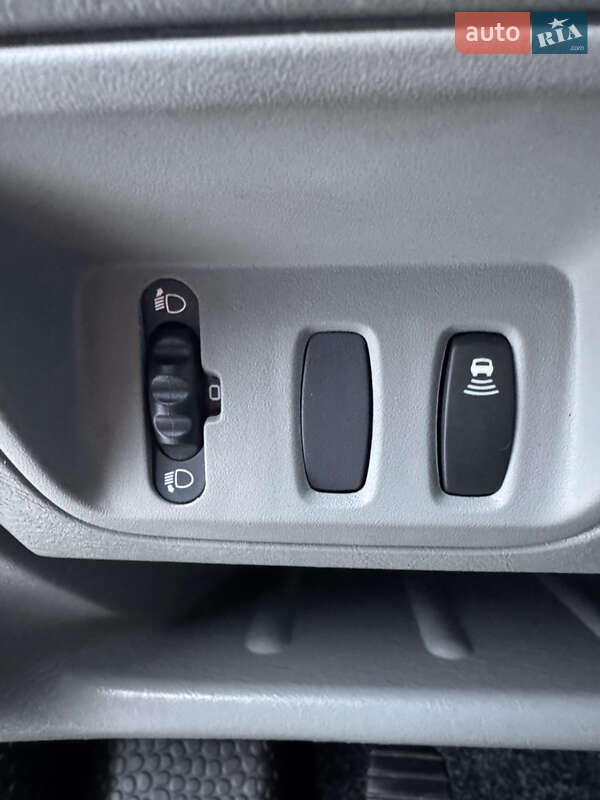 Минивэн Opel Vivaro 2012 в Луцке фото 53 Минивэн Opel Vivaro 2012 в Луцке