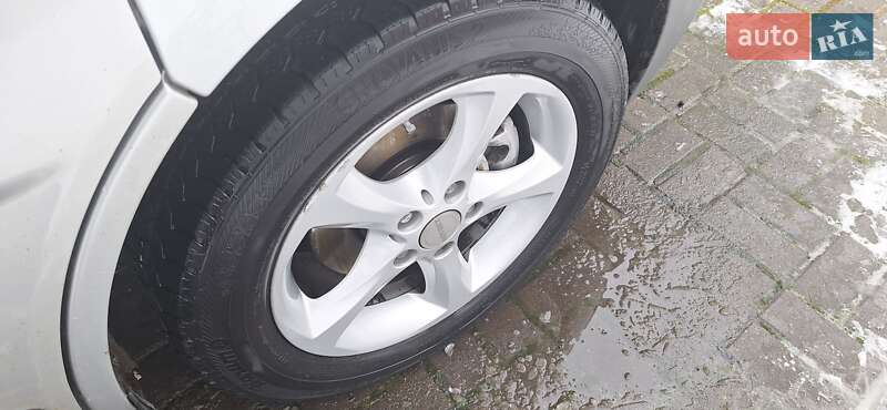 Хетчбек Opel Vivaro 2011 в Луцьку