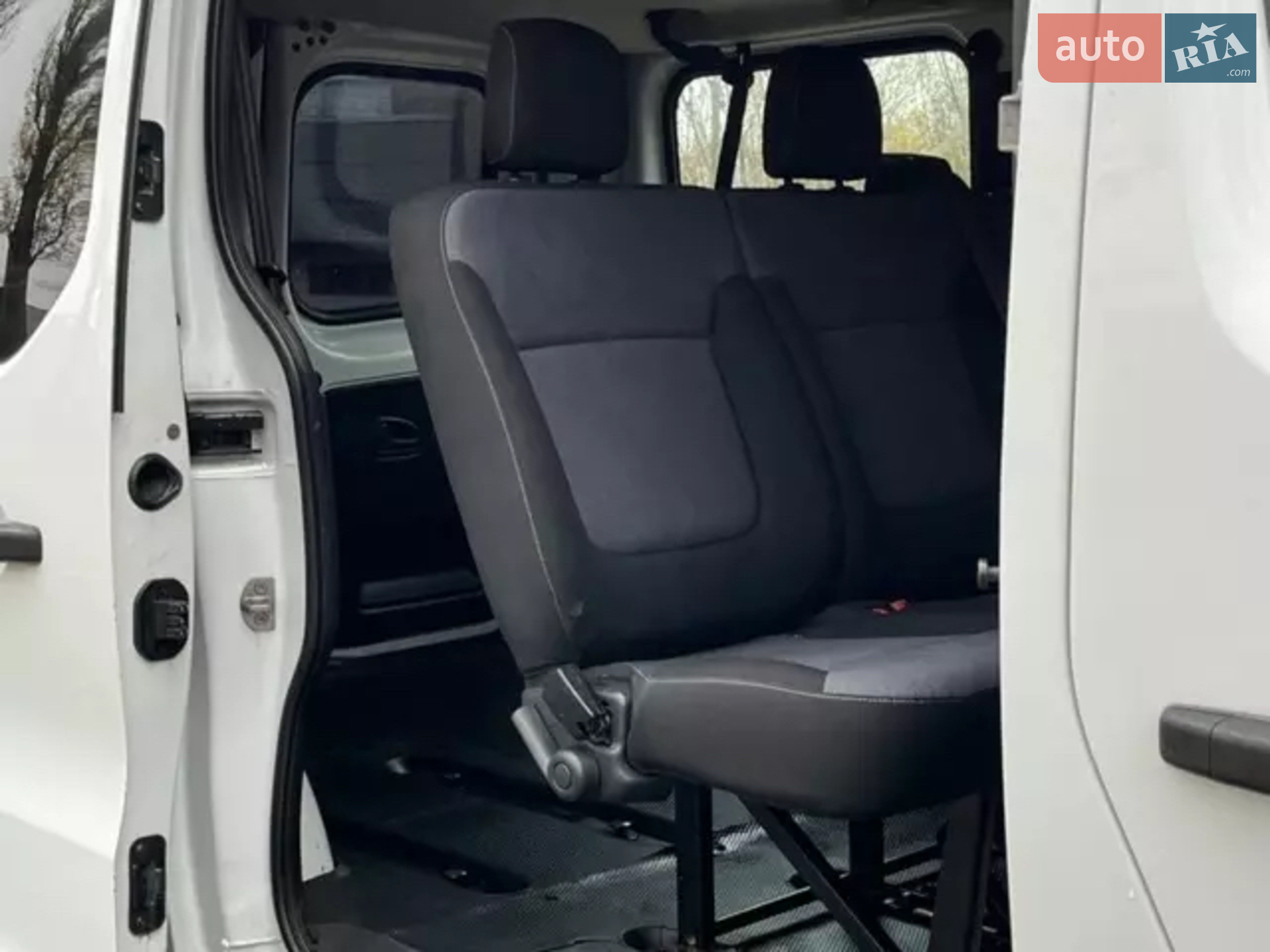 2015 Opel Vivaro - мініатюра 9