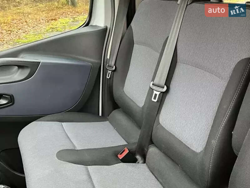 Минивэн Opel Vivaro 2015 в Радомышле