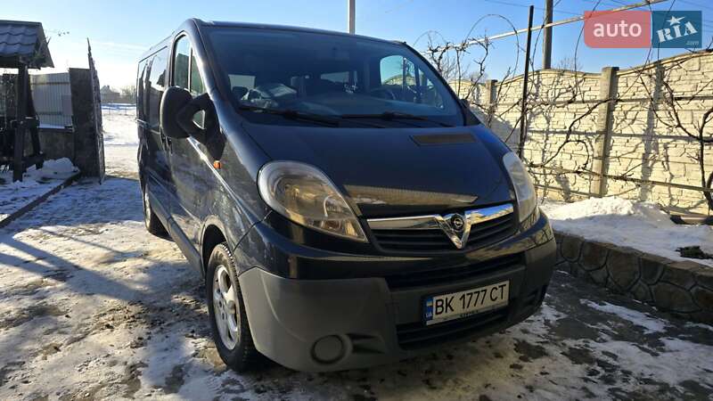 Минивэн Opel Vivaro 2012 в Костополе фото 5 Минивэн Opel Vivaro 2012 в Костополе