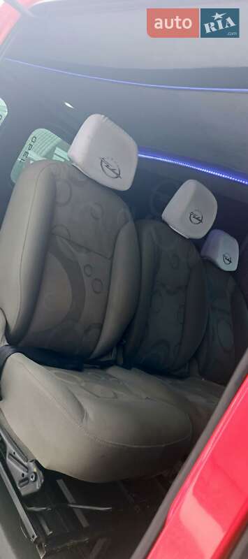 Мінівен Opel Vivaro 2005 в Дунаївцях фото 9 Мінівен Opel Vivaro 2005 в Дунаївцях