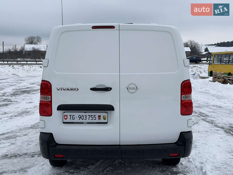 Вантажний фургон Opel Vivaro 2020 в Радивиліві