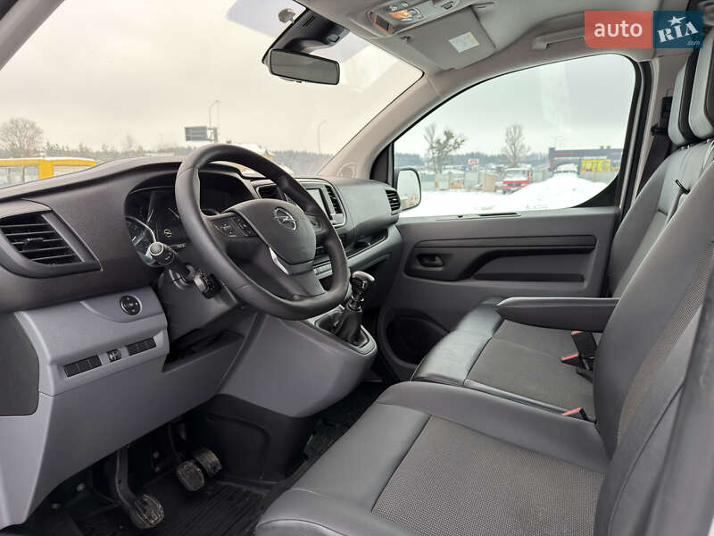 Вантажний фургон Opel Vivaro 2020 в Радивиліві