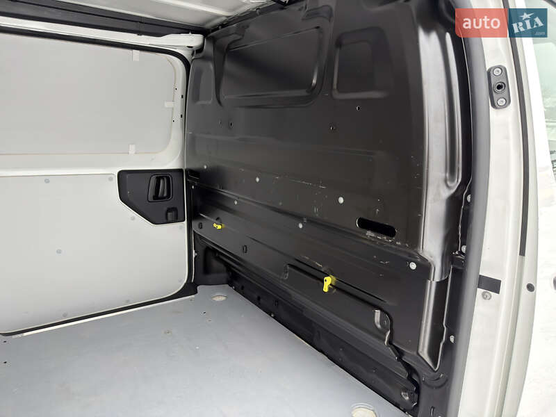 Вантажний фургон Opel Vivaro 2020 в Радивиліві