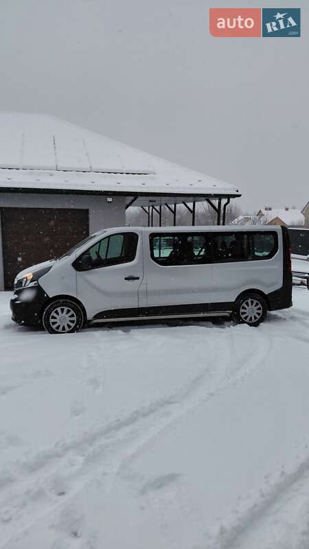 Мінівен Opel Vivaro 2019 в Долині