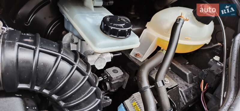 Минивэн Opel Vivaro 2013 в Дубно