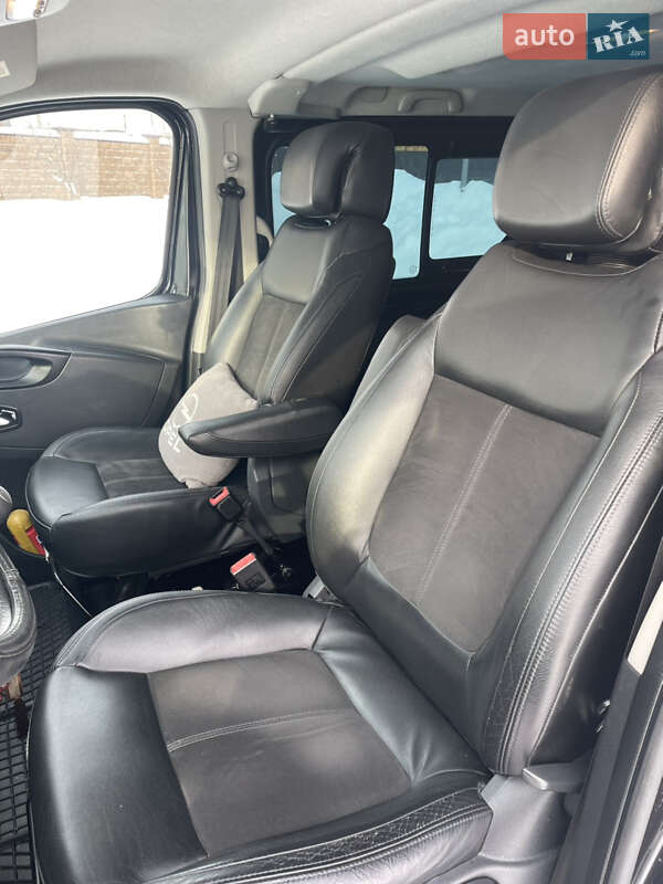 Минивэн Opel Vivaro 2016 в Радехове фото 14 Минивэн Opel Vivaro 2016 в Радехове