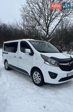 Мінівен Opel Vivaro 2017 в Львові