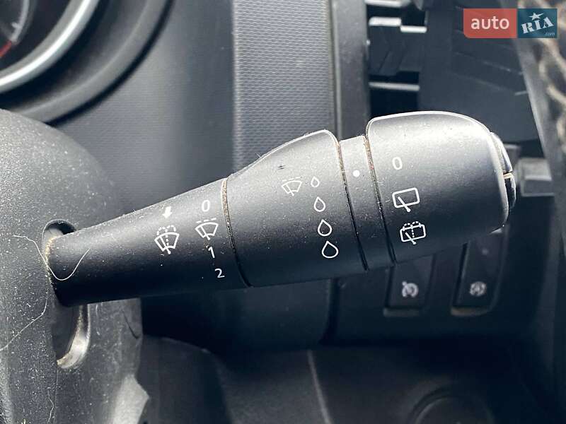 Минивэн Opel Vivaro 2017 в Киеве фото 17 Минивэн Opel Vivaro 2017 в Киеве