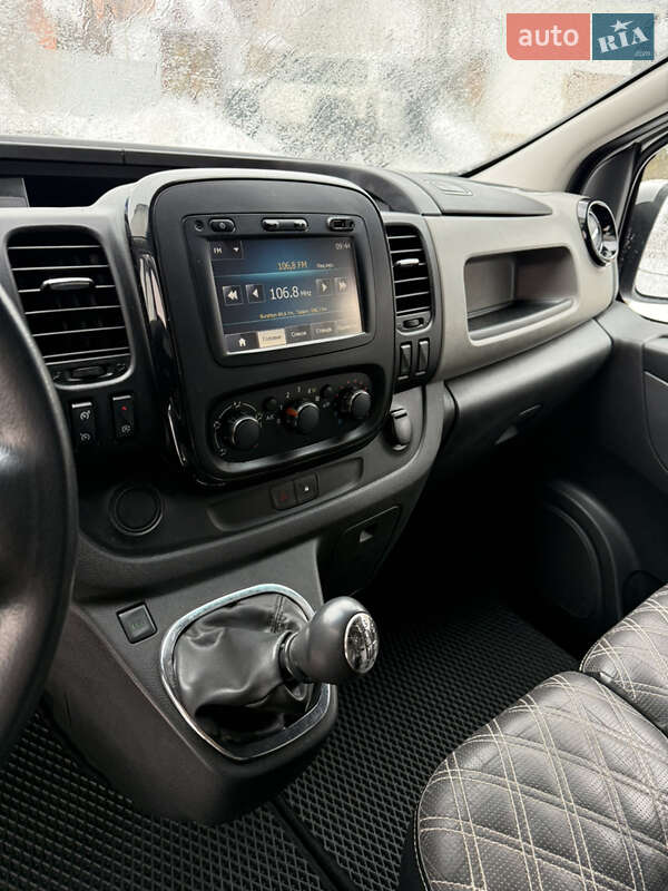 Минивэн Opel Vivaro 2014 в Коломые