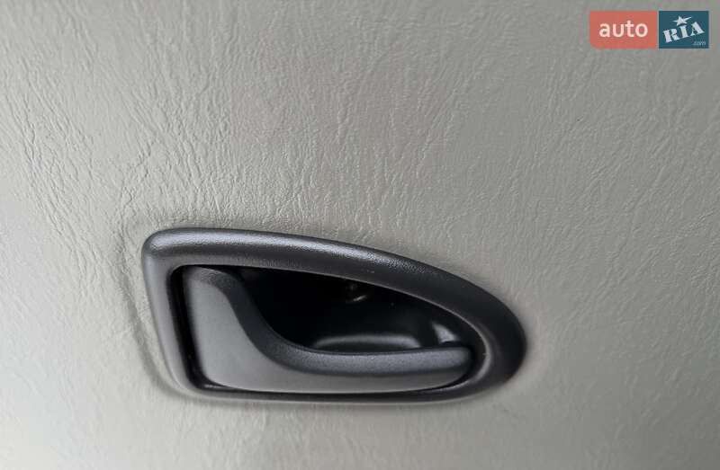 Минивэн Opel Vivaro 2012 в Львове