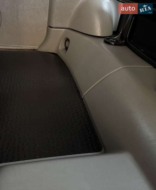 Минивэн Opel Vivaro 2012 в Львове