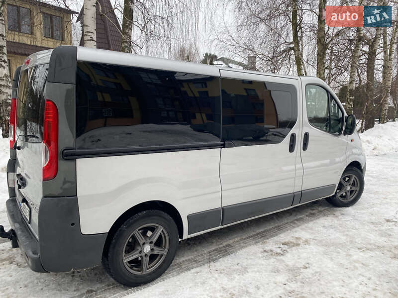 Минивэн Opel Vivaro 2007 в Луцке фото 7 Минивэн Opel Vivaro 2007 в Луцке